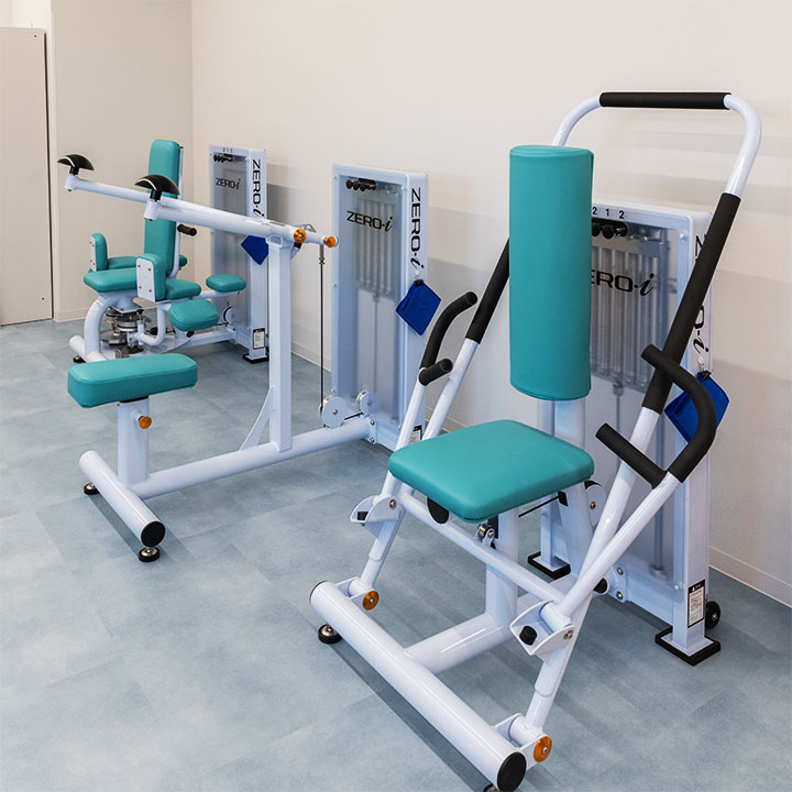 スマホの充電器完備